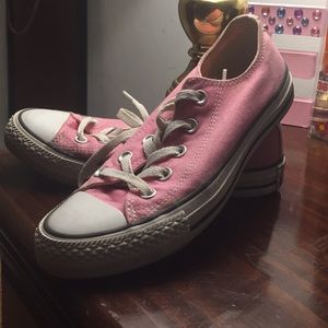 Pink converse 💕